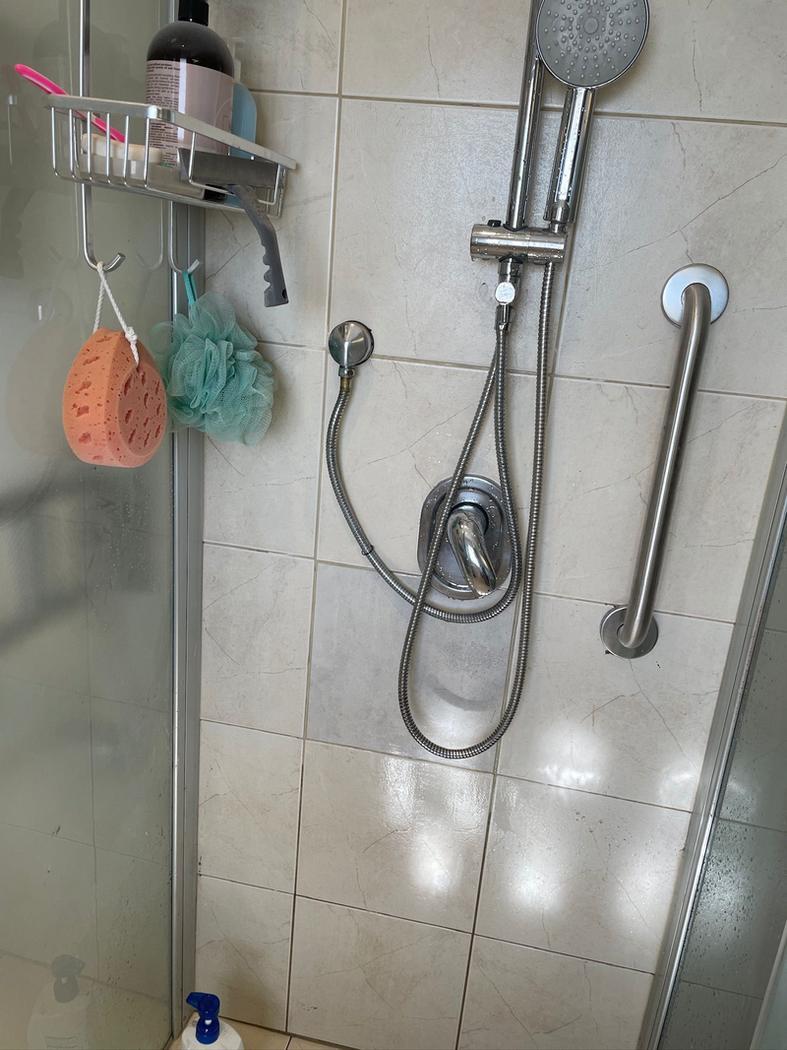 אחרי — מקלחון חזר לעבוד